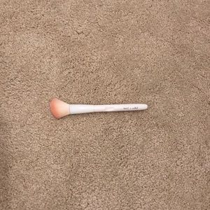 Makeup brush-blush brush